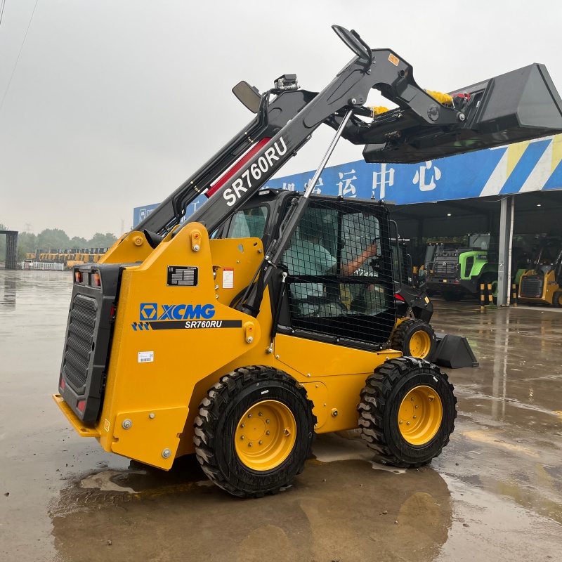 Мини-погрузчик XCMG SR760RU