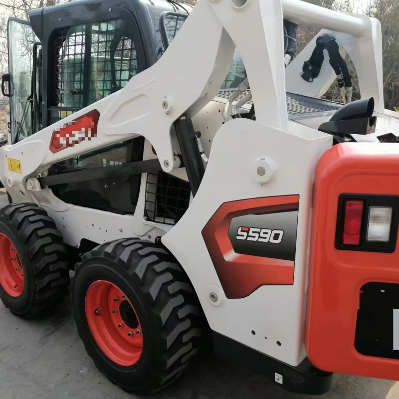 Мини-погрузчик Bobcat S590