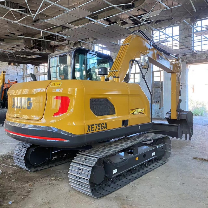 Гусеничный экскаватор XCMG XE75GA