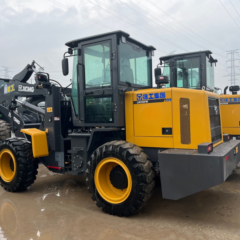 Микроэкскаватор XCMG LW230FM