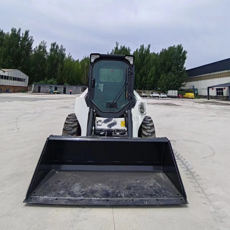 Мини-погрузчик Bobcat S550