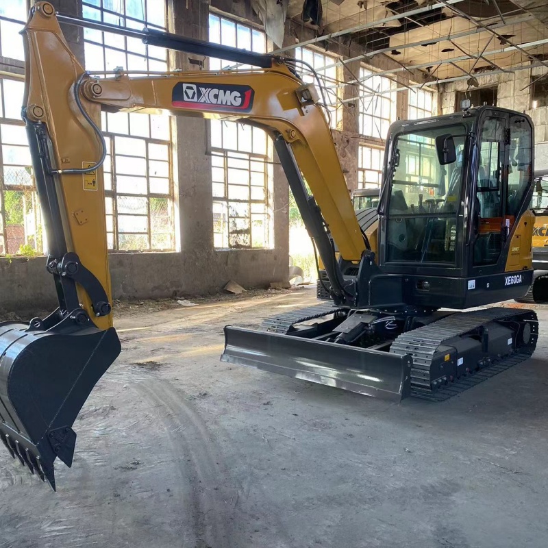 Экскаватор XCMG XE60GA