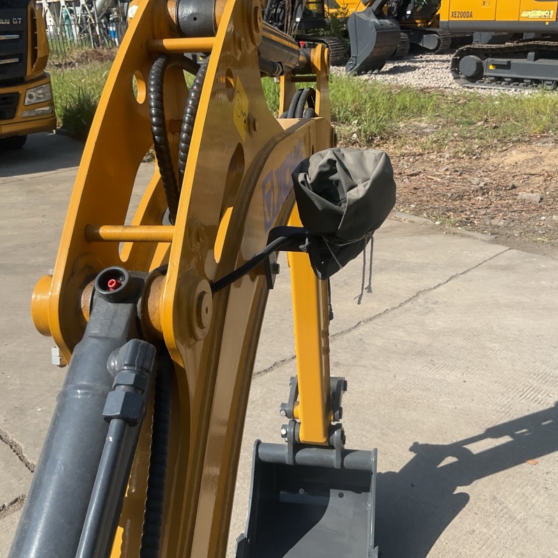 Мини-экскаватор XCMG XE18E