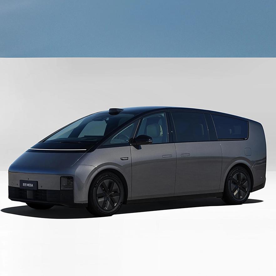 Идеальный MEGA EV MPV Extra Просторный