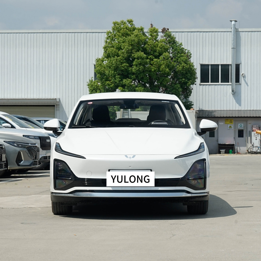 Электромобиль Wuling E5