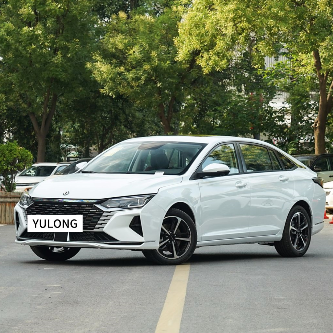 Dongfeng Fengshen E70 — компактный полностью электрический седан под маркой Dongfeng Passenger Vehicle.