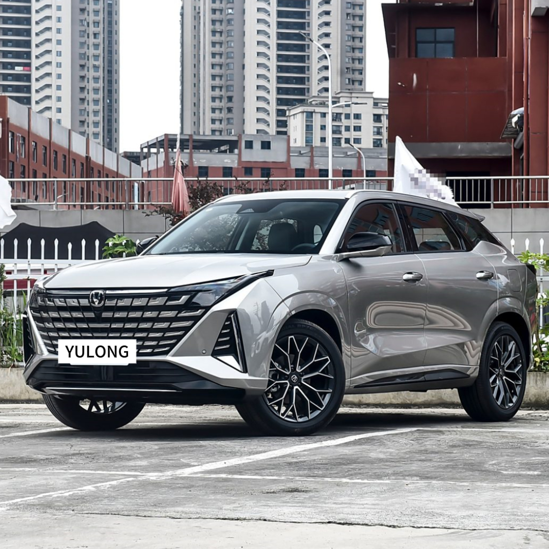 Китайский поставщик автомобилей Changan UNIZ