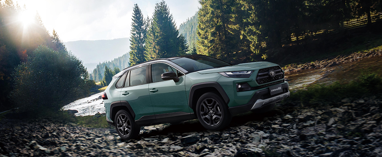 Toyota RAV4: постоянные инновации и рыночные показатели самого продаваемого внедорожника в мире