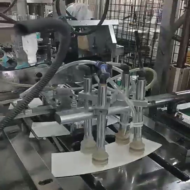 Мы не гонимся за поверхностными инновациями; мы создаём по-настоящему искренние продукты, которые решают проблемы.