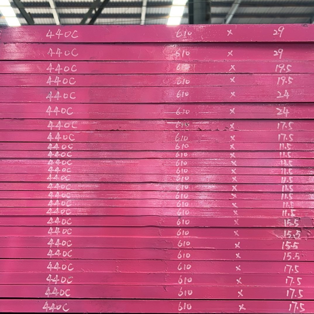 Сталь 19Cr18Mo / 102Cr17Mo / UNS S44004 / 440C / 1.4125 / X105CrMo17 / SUS440C — Высокоуглеродистая высокохромистая мартенситная нержавеющая сталь