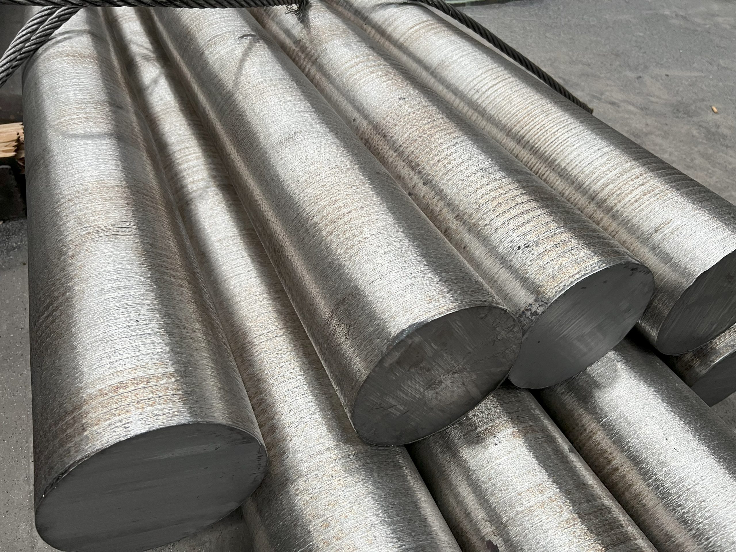 Сталь 9Cr18MoV / 90Cr18MoV / UNS S44003 / 1.4112 / X90CrMoV18 / SUS440B — Высокоуглеродистая высокохромистая мартенситная нержавеющая сталь