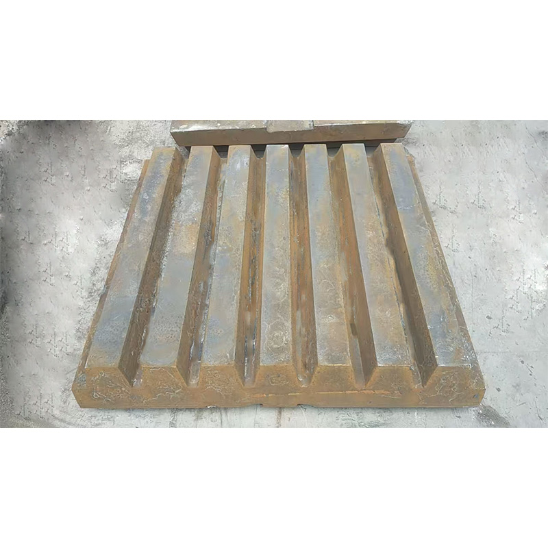 Щёка для щековой дробилки PE600×900