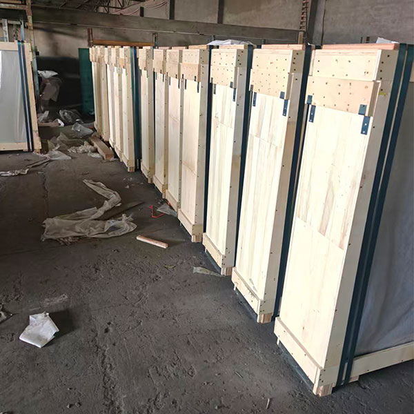 Yanyang Industry & Trade успешно отгружает партию стекла, изготовленного по индивидуальному заказу, в Пакистан — новая веха в расширении на зарубежных рынках