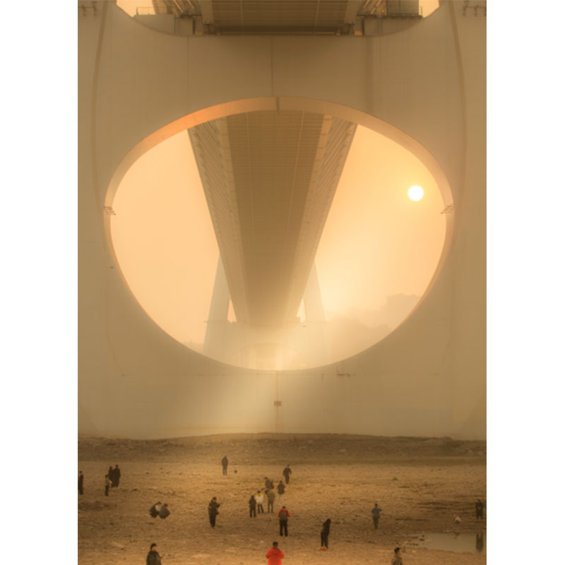 Мост Байцзюйсы, популярный туристический объект, использует огнестойкие кабели от ООО Чунцин Южные Огнеупорные Кабели и Провода, что обеспечивает беспроигрышный вариант как для электробезопасности, так и для популярности в социальных сетях.