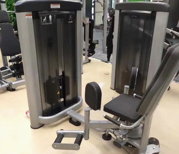 Тренажер для формирования мышц бедра: Оптимизация формы ног