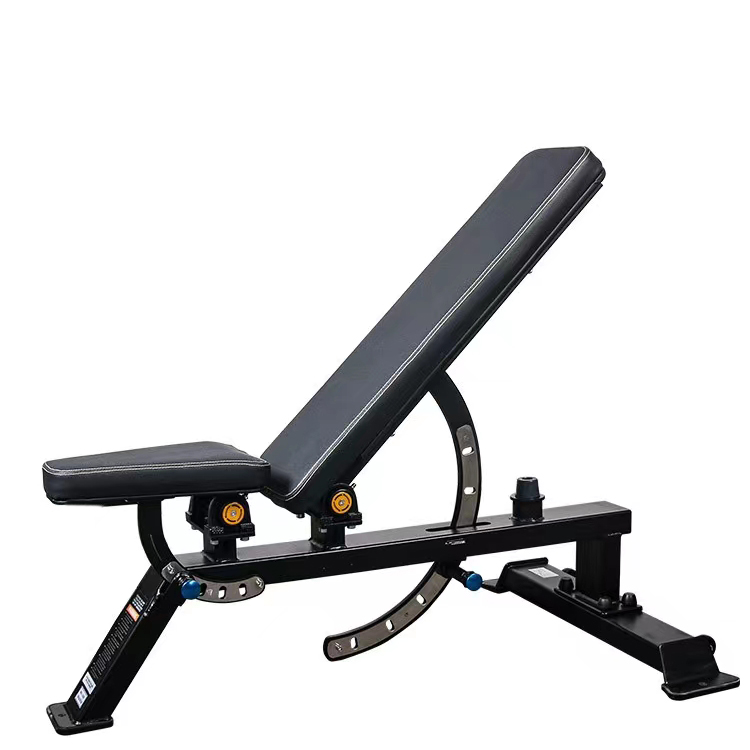 Регулируемая скамья для гантелей: адаптация под многоэлементные силовые тренировки