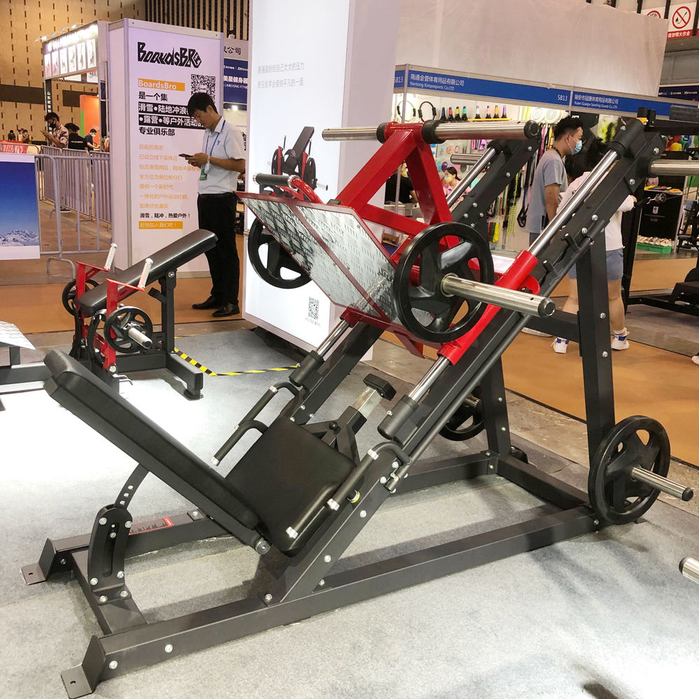 Тренажер для разгибания ног под 45°: взрывное повышение силы нижних конечностей