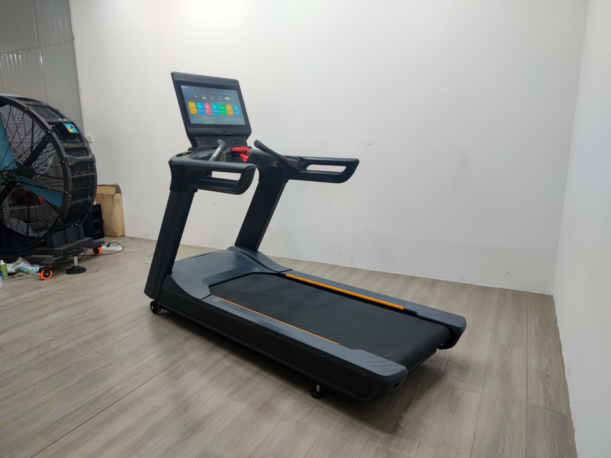 Коммерческая беговая дорожка XZ-T919