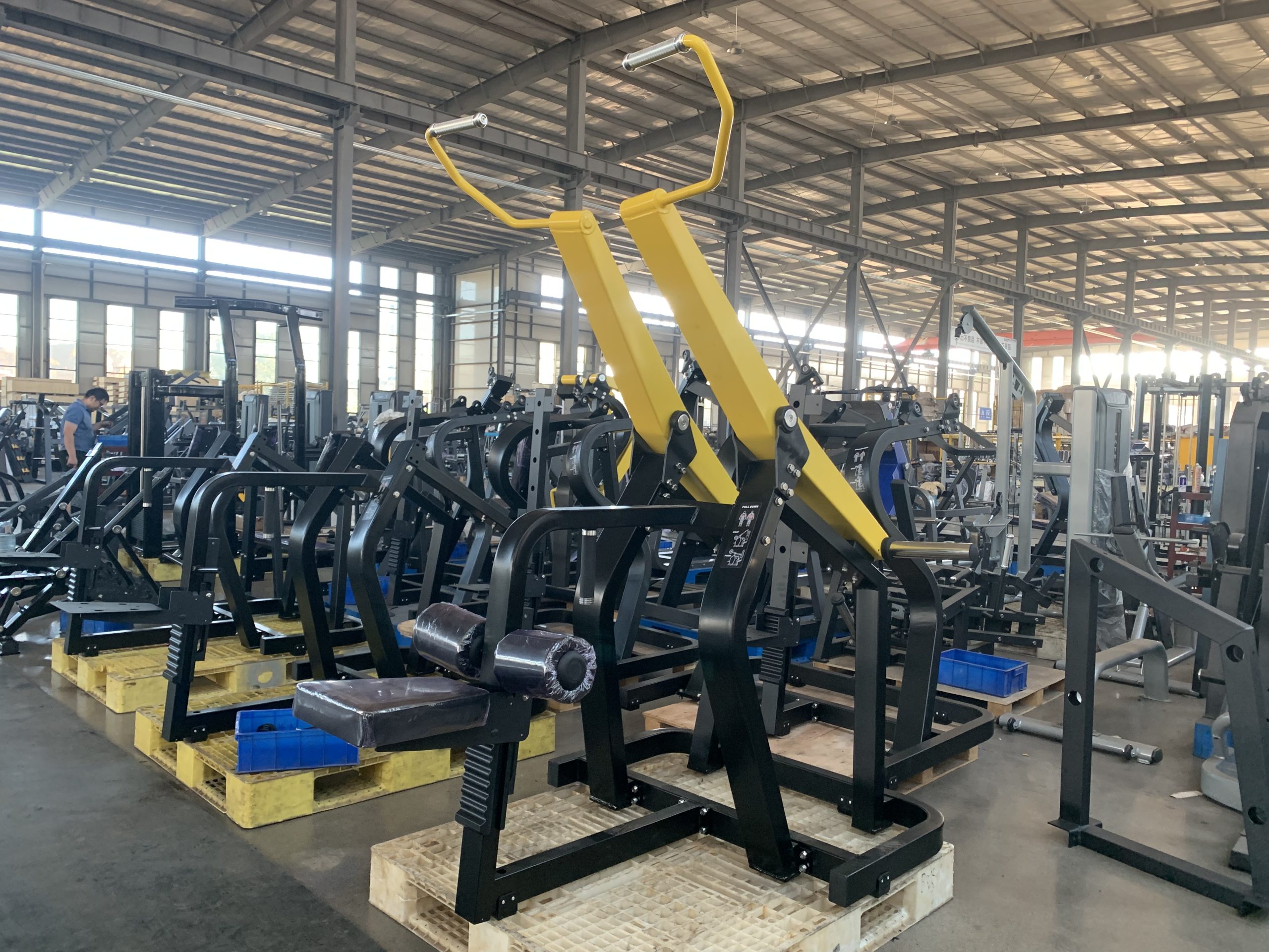 Тренажер для лежачего выталкивания ног: тренировка нижней части тела на развитие взрывной силы