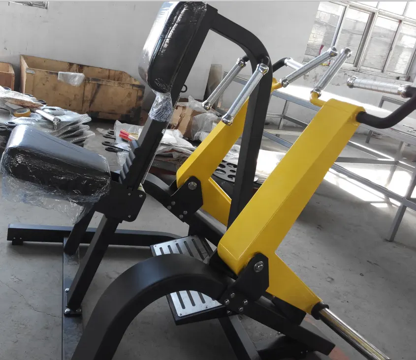 Тренажер для тяги в наклоне сидя: развитие мышечных групп спины