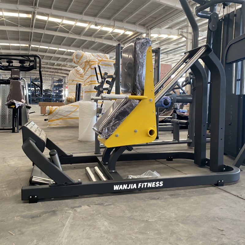 Машина для хака-приседания: Формирование комплексной силы ягодиц и ног