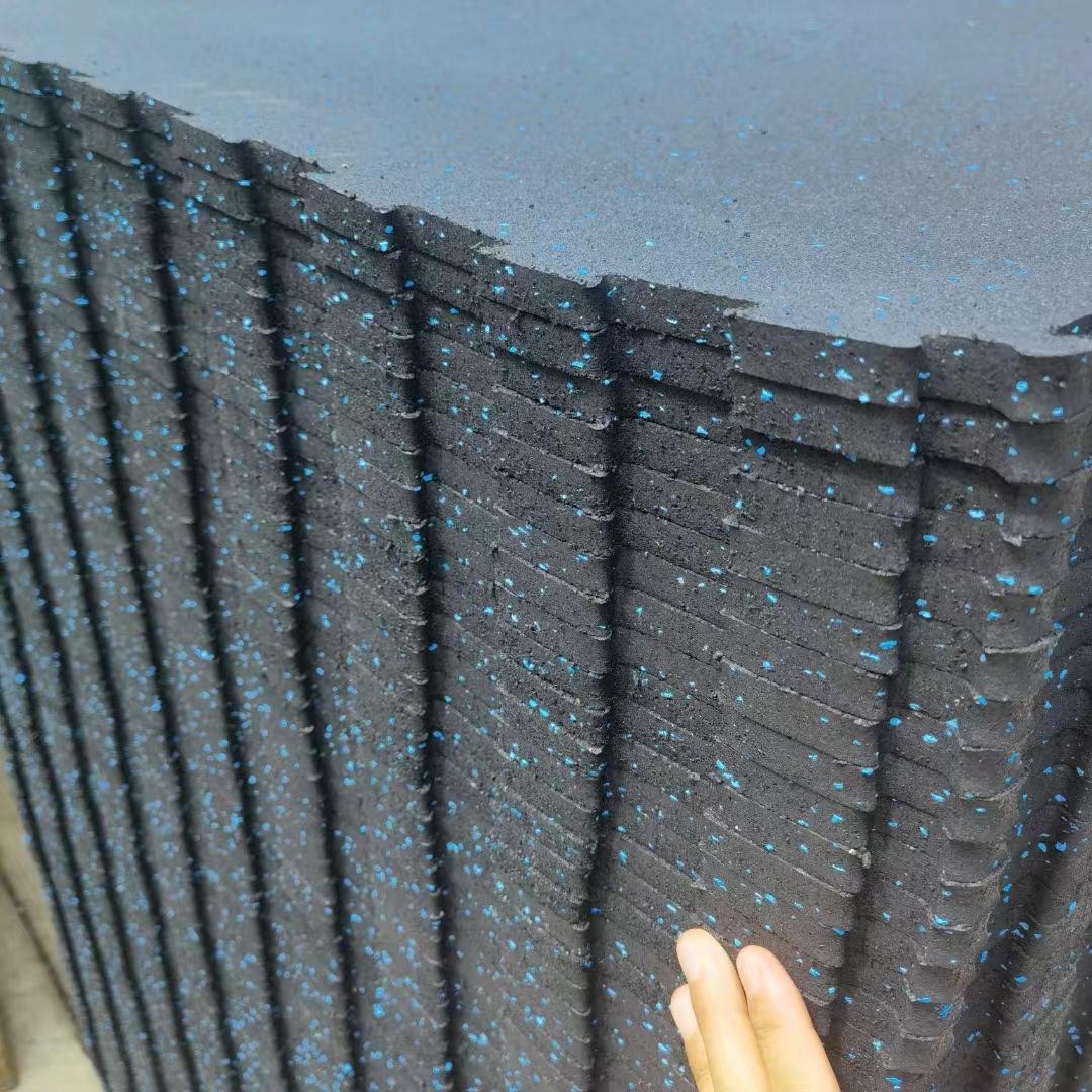 Описание резиновых напольных покрытий