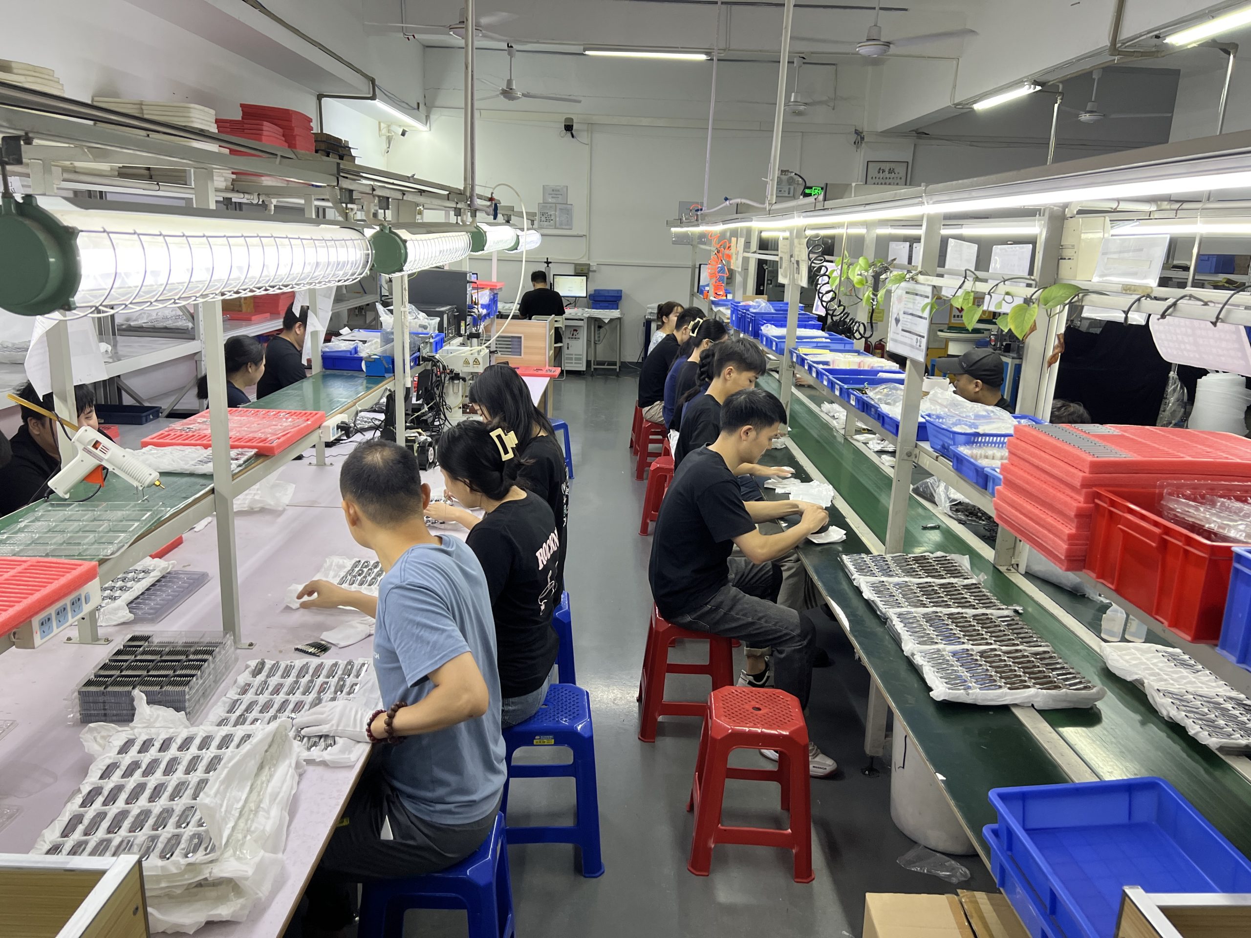 Компания VAST начинает новый рабочий год с новы...