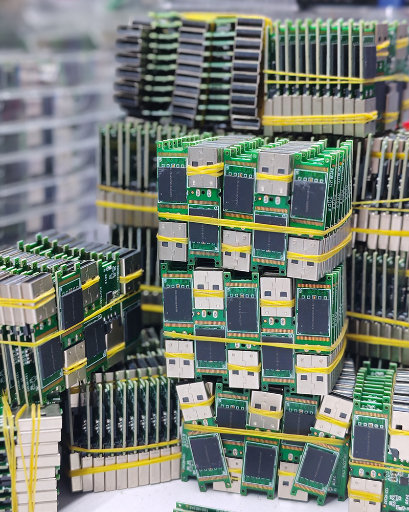 Производство высококачественных USB-накопителей