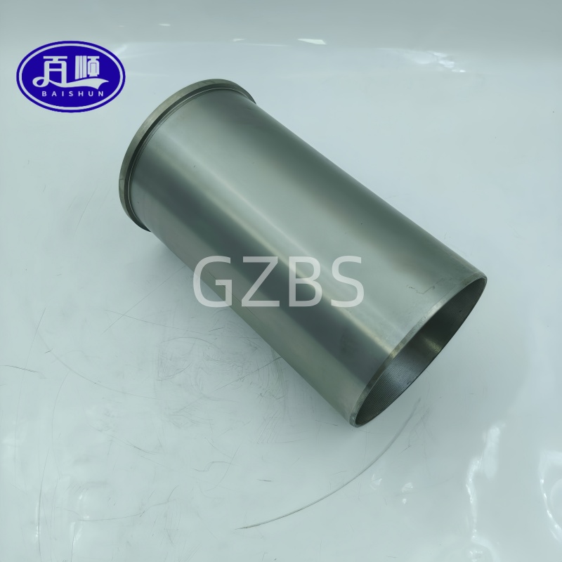 Поршень гильзы цилиндра 4D95