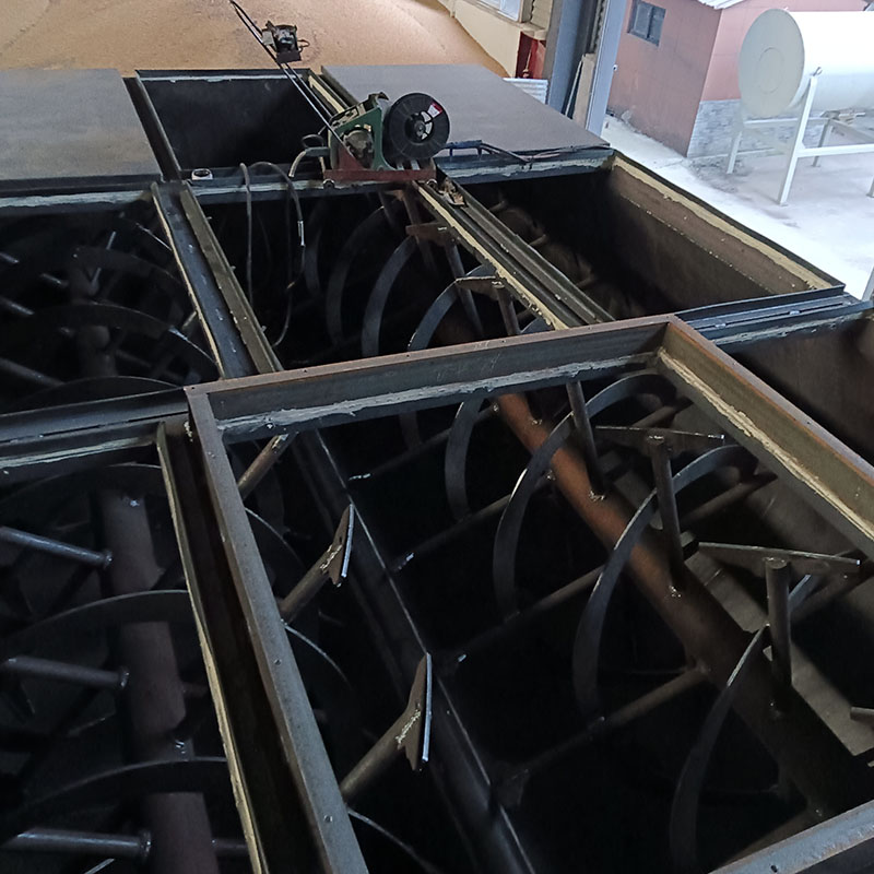 Горизонтальный двухвальный смеситель для сухих порошков объемом 44 кубических метра