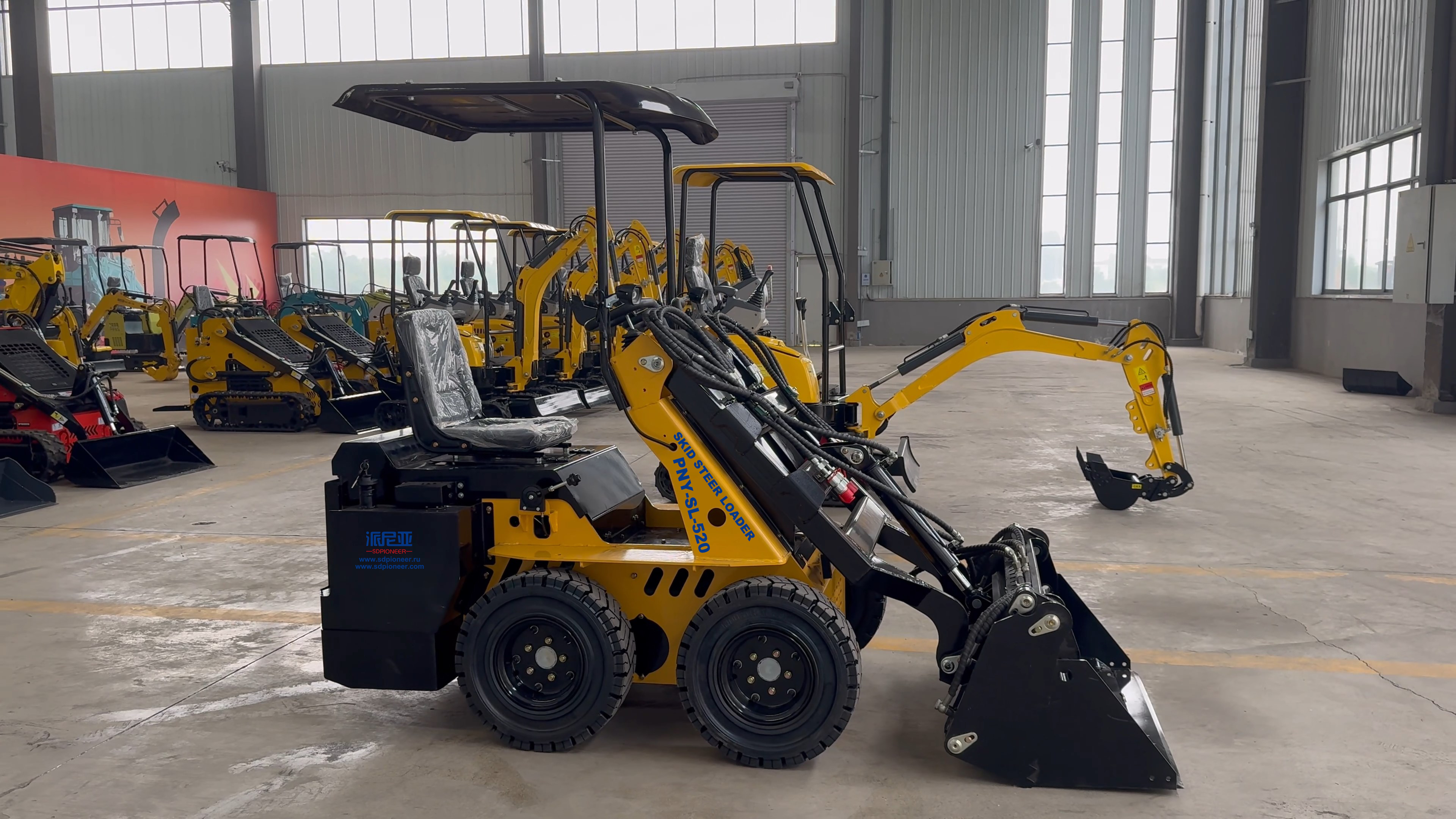 PNY-SL-520A/W Погрузчик с бортовым поворотом