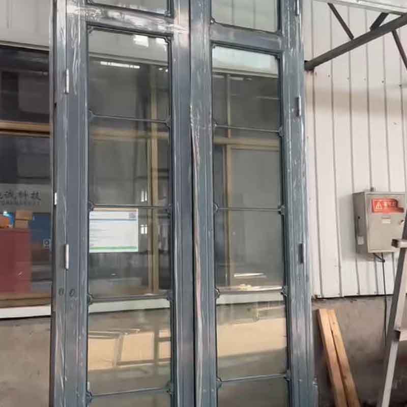 Сверхвысокие противопожарные ворота высотой 4,2 м для проекта Greentown Suzhou Rose Garden находятся на стадии отладки и подготовки к отправке.