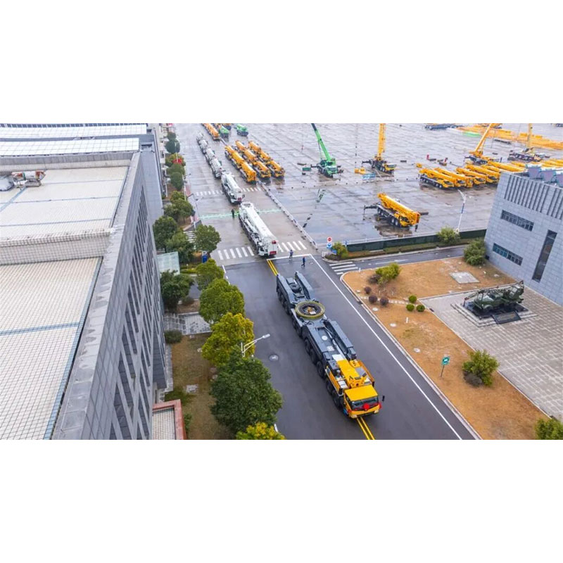 Сверхкрупнотоннажные колесные краны компании XCMG отправляются за границу.