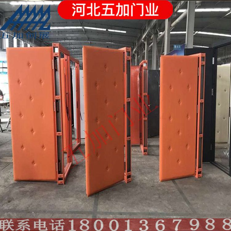 Акустические двери для лекционных залов: необходимое оборудование для повышения эффективности собраний