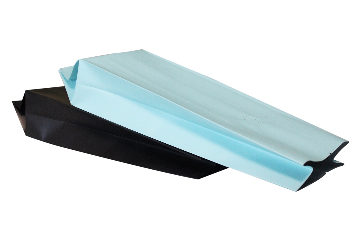 Перевод на русский язык:Четырехсторонне запаянные пакеты: надежная герметизация — выбор для качественной упаковки