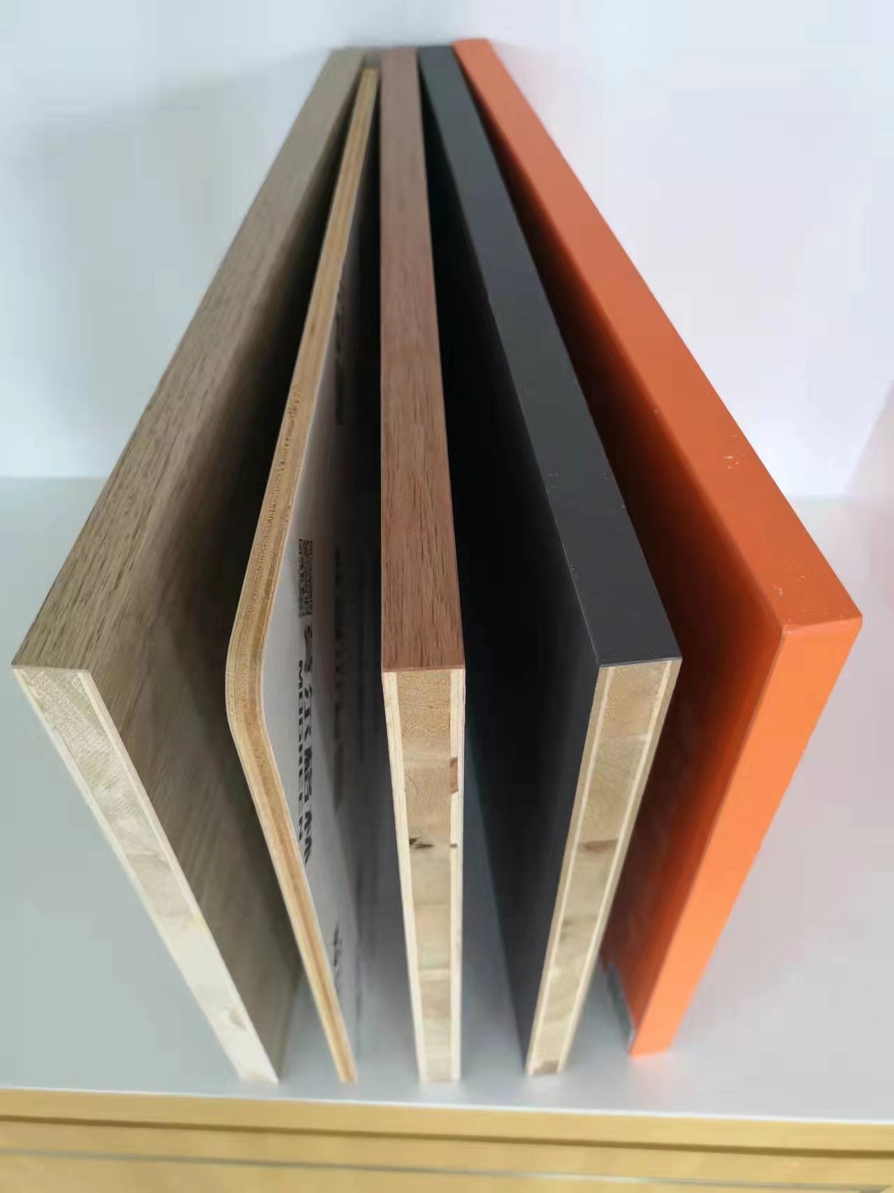 Знание Деревянного