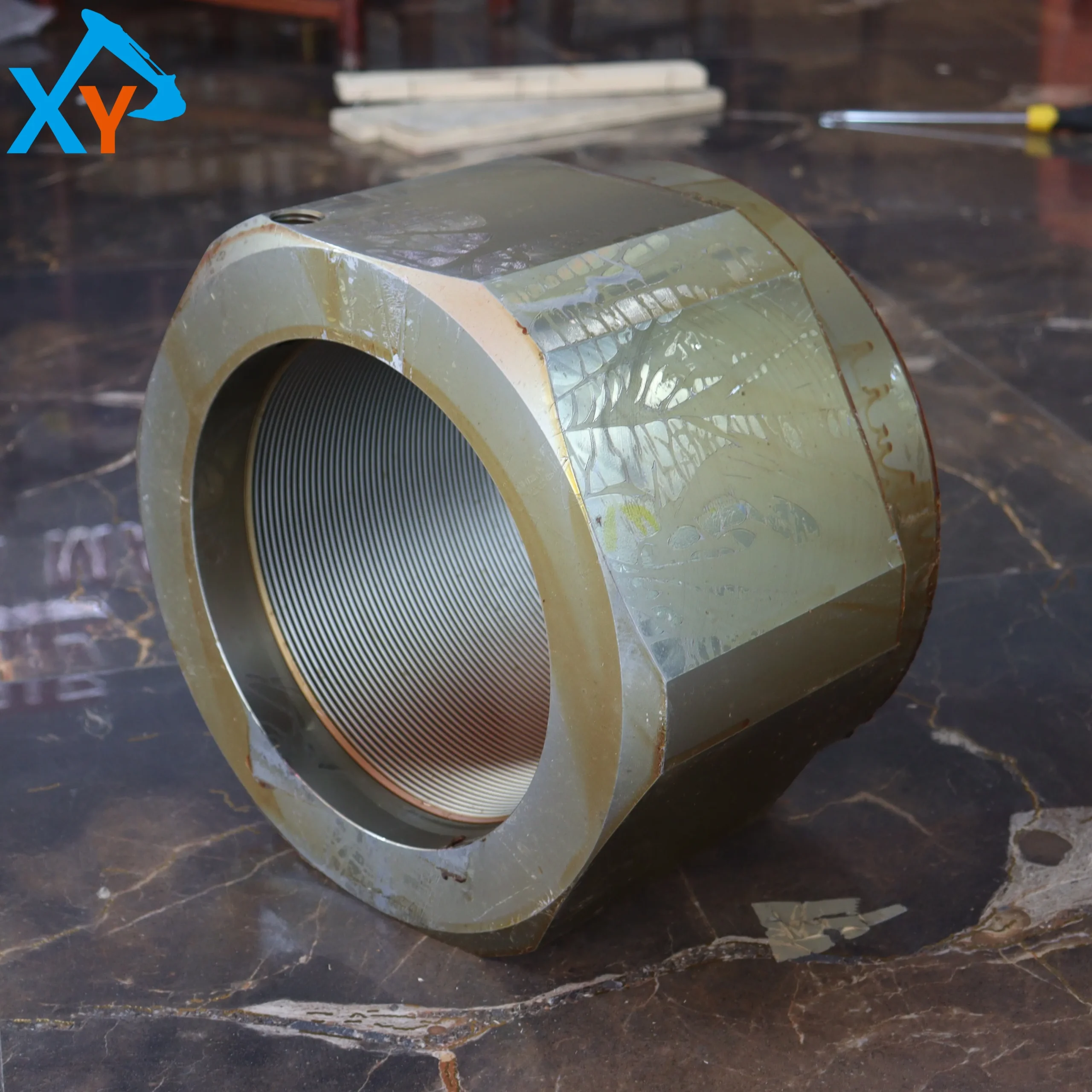 Оригинальный экскаватор ковш цилиндрическая гайка 0939523 Применимо Hitachi EX8000 Инженерная техника аксессуары