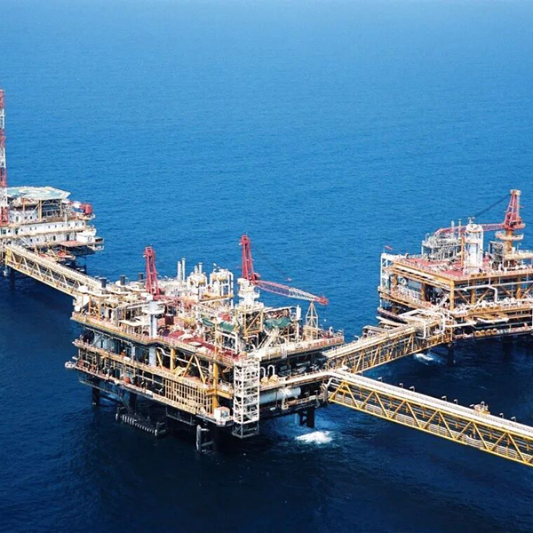 Компания Qatar Energy объявила о приостановке производства сжиженного природного газа (СПГ)