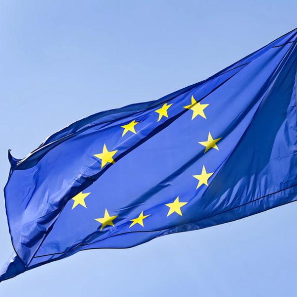 Европейский Союз представил новую стратегию в области климата и энергетики.