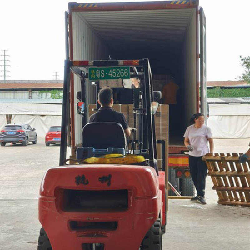 Новости об отгрузке! Начались оптовые поставки беззмеевиковых замкнутых резервуаров для воды под давлением компании Dongguan Hengrui.