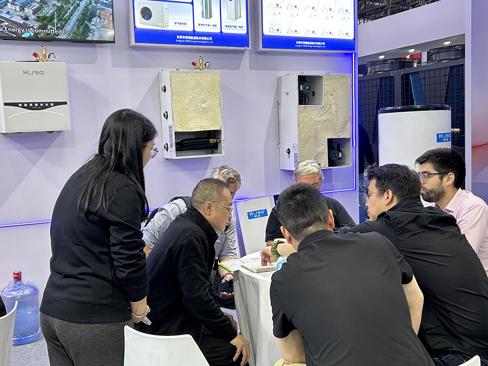 Первоначальный онлайн-контакт, за которым следует посещение завода (2)