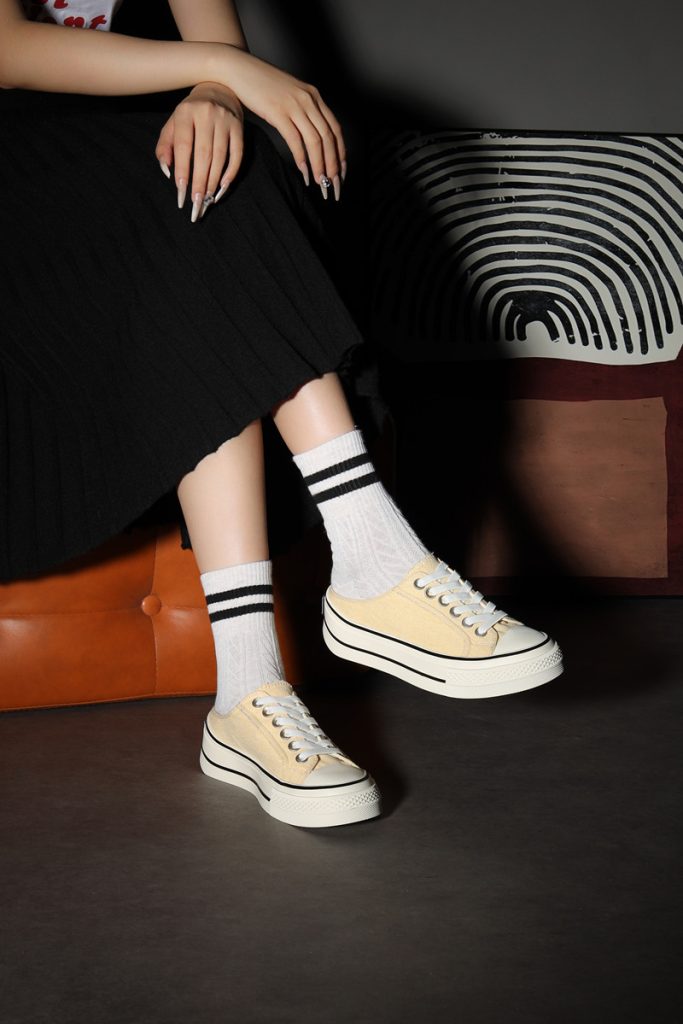КитайПарусиновые тапочкиПроизводитель/Производители - Yahang Shoes Co., Ltd.