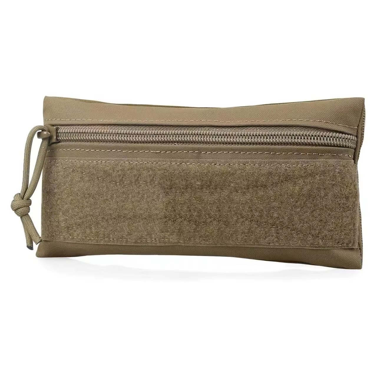 Чехол – клатч на молнии с липучкой.