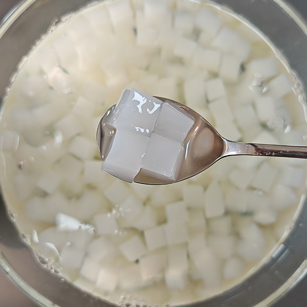 Кусочек тропической свежести, хранящий в себе сладость солнца.