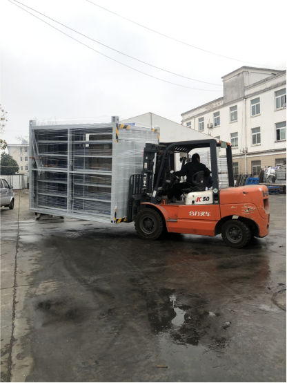 После новогодних праздников компания ООО Аньхуэй Чуанлида Горный Промысл продемонстрировала замечательную динамику, выполнив однодневную партию отгрузки из 18 индивидуальных горнодобывающих контейнеров.