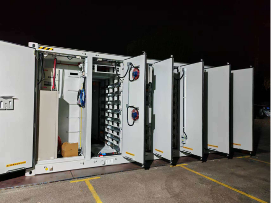 Углубляя работу в сфере интеллектуального производства и открывая новые горизонты! Компания «Чуанлида Майнинг» запускает новый проект по производству шкафов для аккумулирования энергии в рамках программы «2026», а её мощный потенциал открывает новые возможности в сфере зеленой энергетики