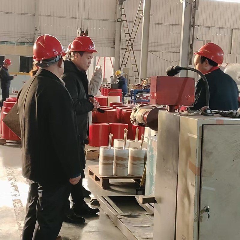 Клиенты из Сычуани посетили компанию Henan Huamei Electric Technology Co., Ltd. для изучения новых возможностей сотрудничества