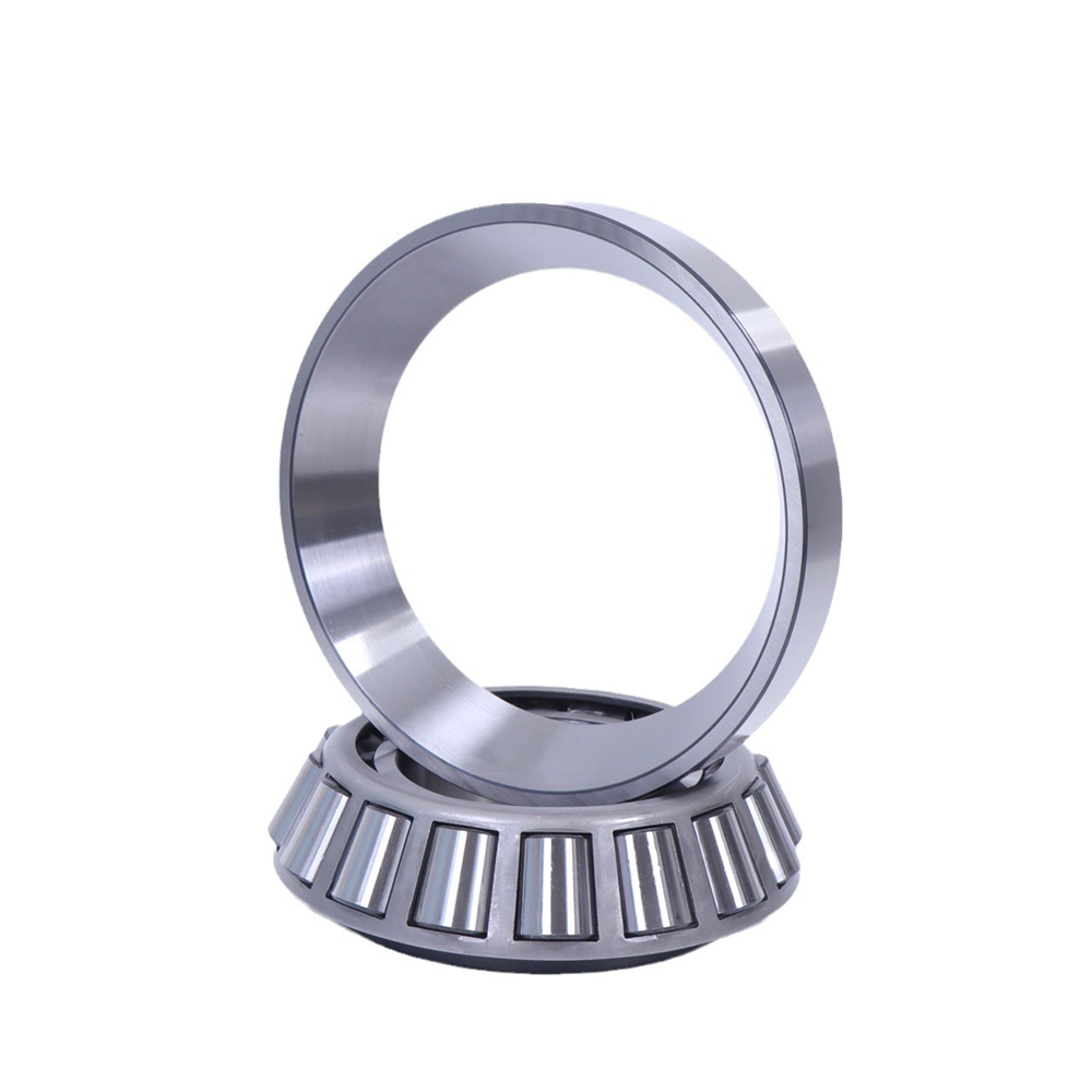 Конусный роликовый подшипник 32330