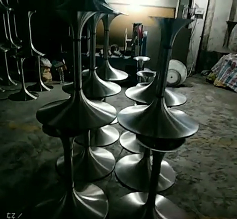 Tulip table base металлический: полированная основа, готовая к гальванике