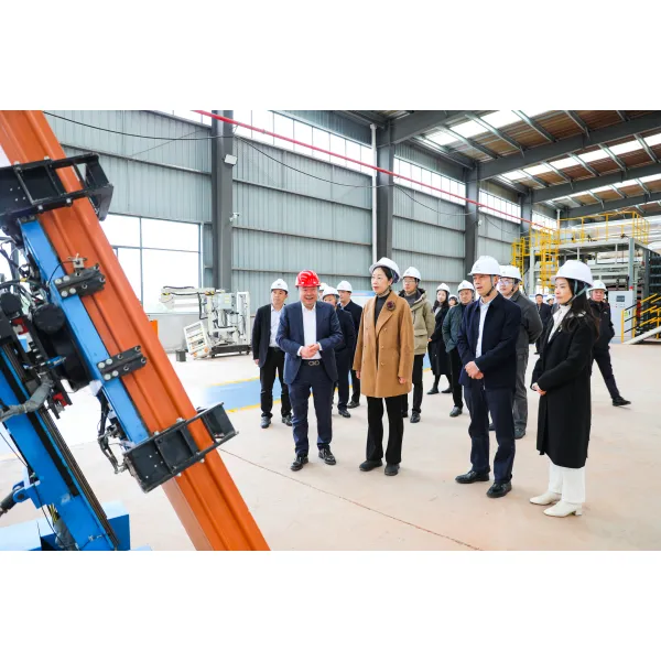 Во время посещения нескольких предприятий Ван Жун подчеркнул необходимость последовательного расширения, дополнения и укрепления производственных цепочек для упрочения основ промышленного развития.